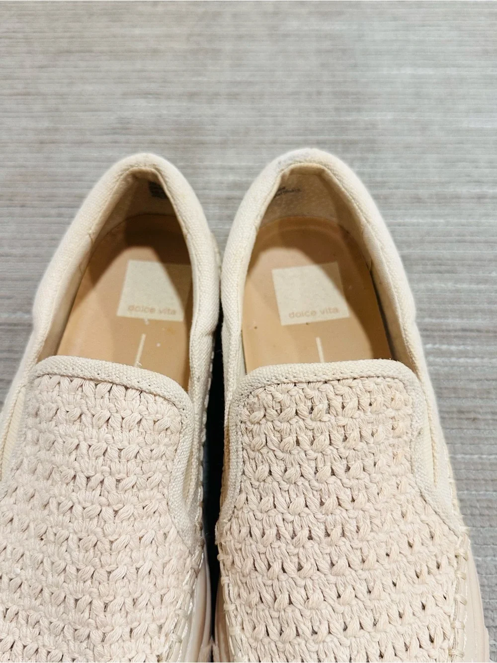 Dolce Vita Saydi Ivory Crochet Knit Slip On Platform Sneakers 7